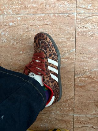 Zapatillas Adidas leopardo