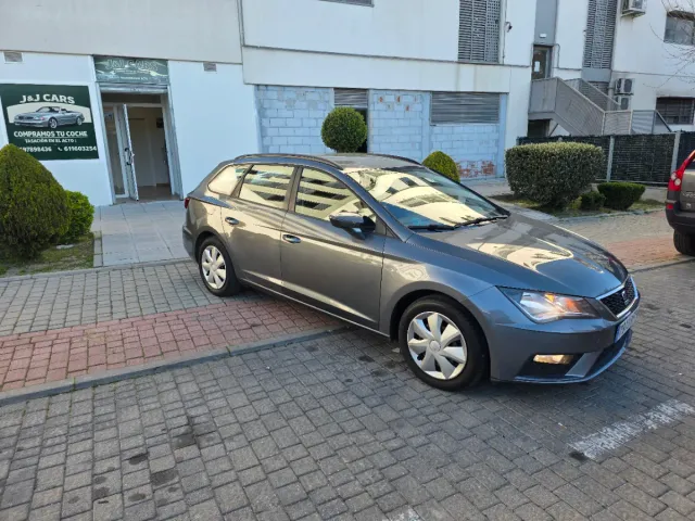 SEAT Leon 1.6 TDI 115 Reference Familiar