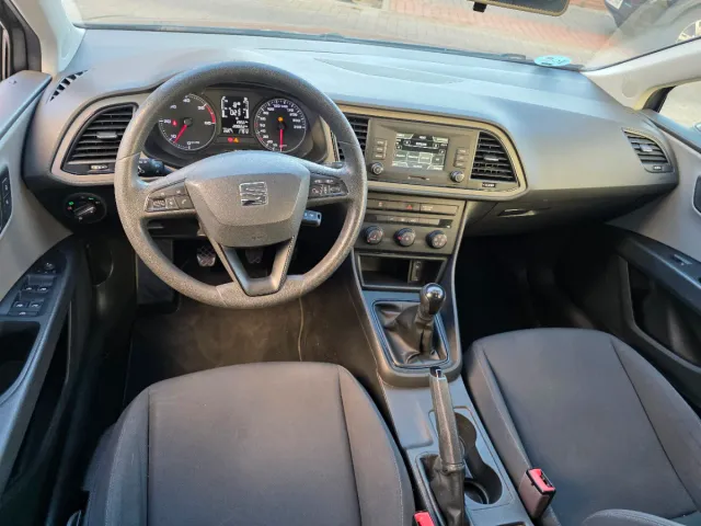 SEAT Leon 1.6 TDI 115 Reference Familiar