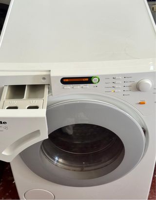 LAVADORA MIELE DE 8 KILOS CLASE A+++