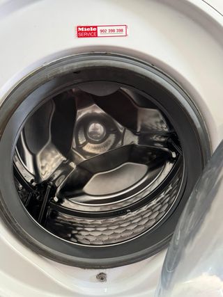 LAVADORA MIELE DE 8 KILOS CLASE A+++