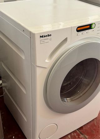 LAVADORA MIELE DE 8 KILOS CLASE A+++