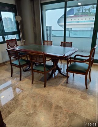 Mesa y 6 sillas estilo inglés
