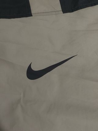 Chaqueta Nike Vintage 90s Puffer Gris Blanca