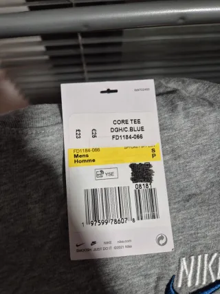 Camiseta Nike Talla S Gris,