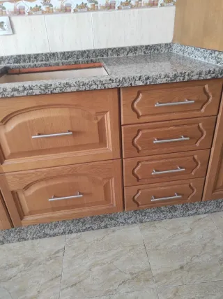 Muebles de cocina madera y cristal