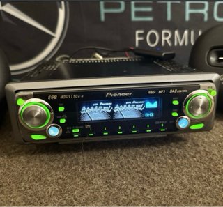 Pioneer DEH-P7500MP - perfecto estado salida Sub