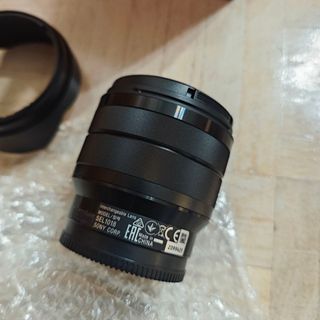 Sony 10-18mm F4 OSS
