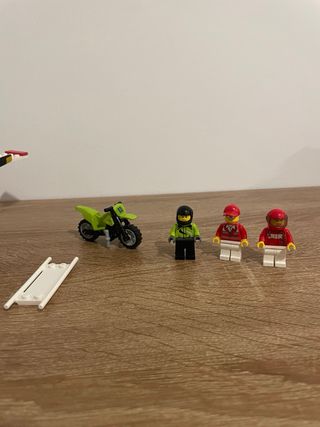 Lego CITY 60116 Avión Ambulancia