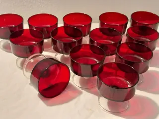 13 Bicchieri Arcoroc Vintage Rossi