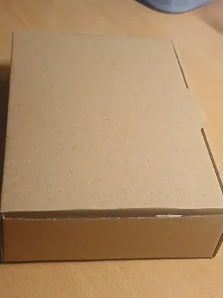 Scatola di cartone per spedizioni