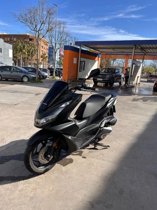 Honda PCX 125 Negra