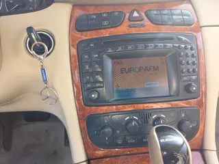 Mercedes-Benz  CLK 2004