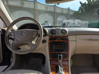 Mercedes-Benz  CLK 2004