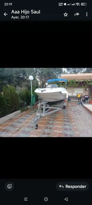 Embarcación Quiksilver 505 con remolque