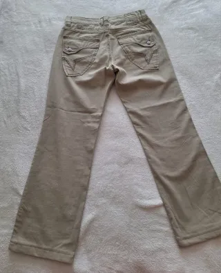 Pantalón beige