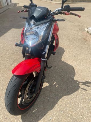 Yamaha XJ6 Naked 2011