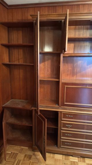 Mueble de salón madera y cristal