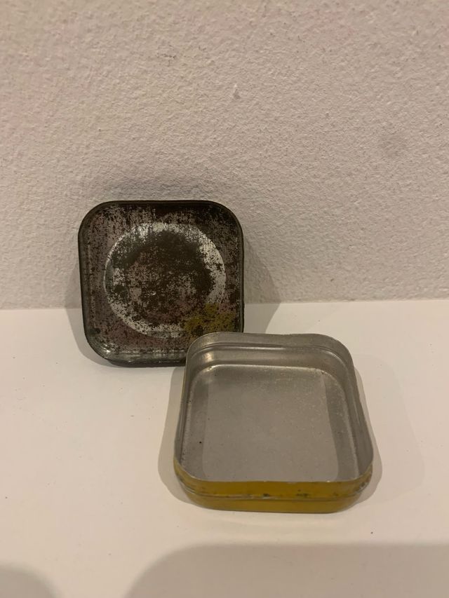 Piccola Scatola di spilli Inflex vintage