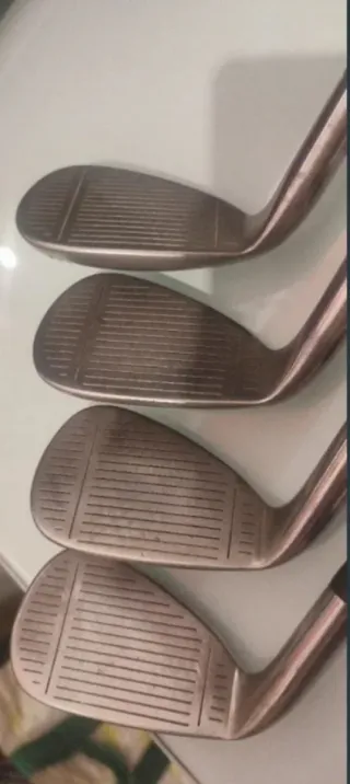 Set Palos TaylorMade SuperSteel + Putter PING B60