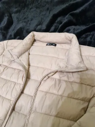 Abrigo acolchado ligero TEX beige talla XXL