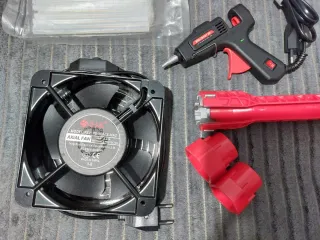 Pistola Termofusible + Ventilador + Herramienta