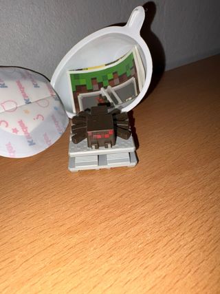Funko Minecraft Kinder Joy Araña