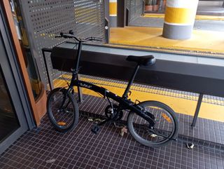 Bicicleta plegable B-Fold en buen estado