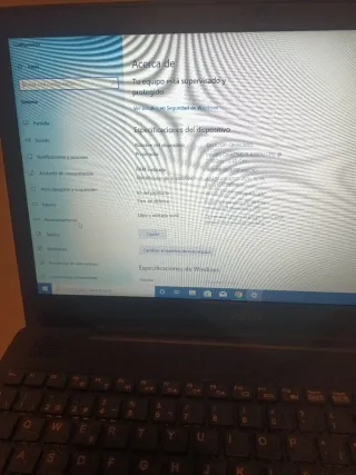 Portátil Fujitsu Serie 16GB RAM 500 disco cargador