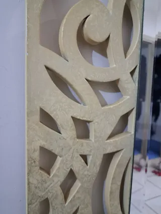 Specchio da parete decorato