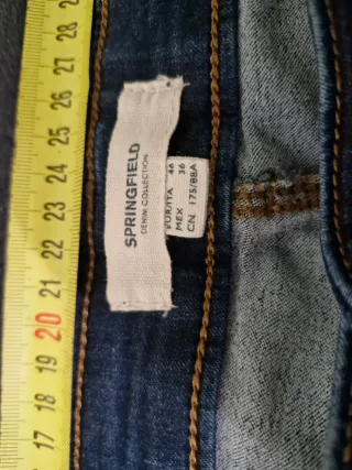 Vaqueros clásicos azules