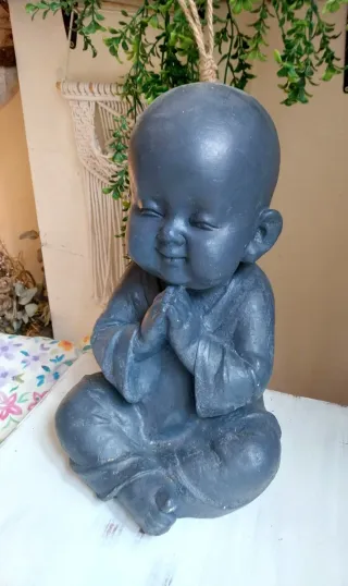 Figura Niño Buda Sentado