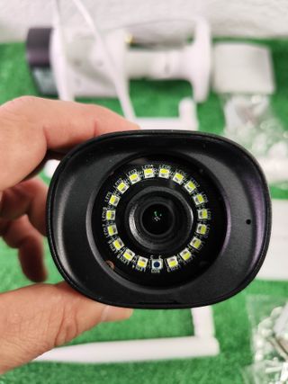 Kit Cámaras Vigilancia Profesional NIVIAN WiFi