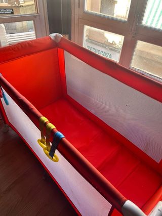 Cuna plegable con colchón - Barata. Buen estado