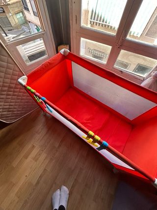 Cuna plegable con colchón - Barata. Buen estado