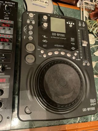 Mesa mezclas Behringer DJX750+ CDX MP200S+ MCE3USB