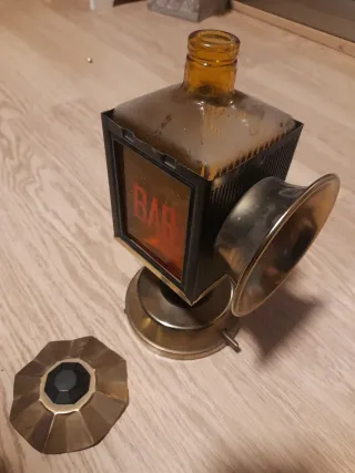 Whiskytera antigua decorativa