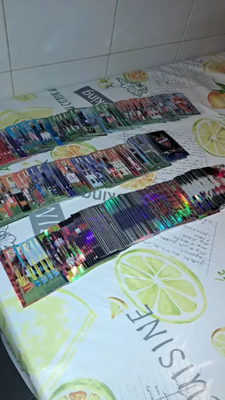 Lote 200 cartas fútbol MGK 25/26