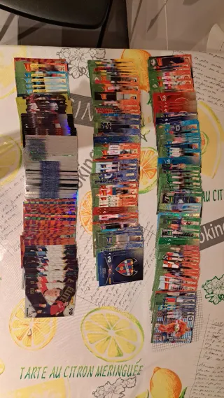 Lote 200 cartas fútbol MGK 25/26