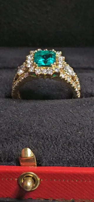 Sortija Cartier Oro 750 Esmeralda Diamantes