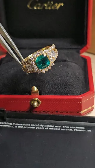 Sortija Cartier Oro 750 Esmeralda Diamantes