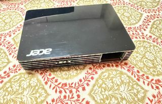 Proyector Acer C120 LED Ligero Compacto