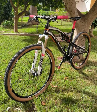 Bicicleta Orbea Doble Suspensión