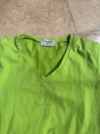 Chanel camiseta diamantitos