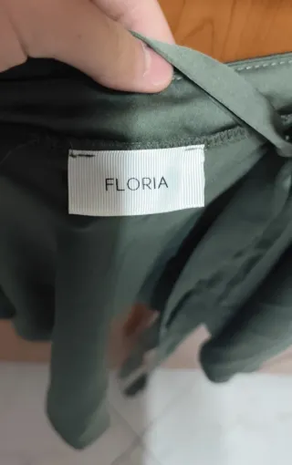 Gonna Floria satinata verde muschio Made in Italy