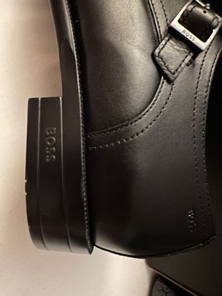 Zapatos de vestir de piel Hugo Boss negros NUEVOS
