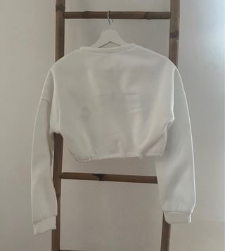 Sudadera corta de chica. Talla XS