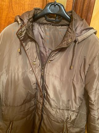 Parka impermeable abrigo marrón