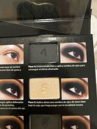Maquillaje BECLAY Smoky Eyes de Cristian Lay.