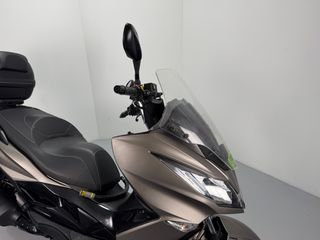 Kawasaki J 300 2017